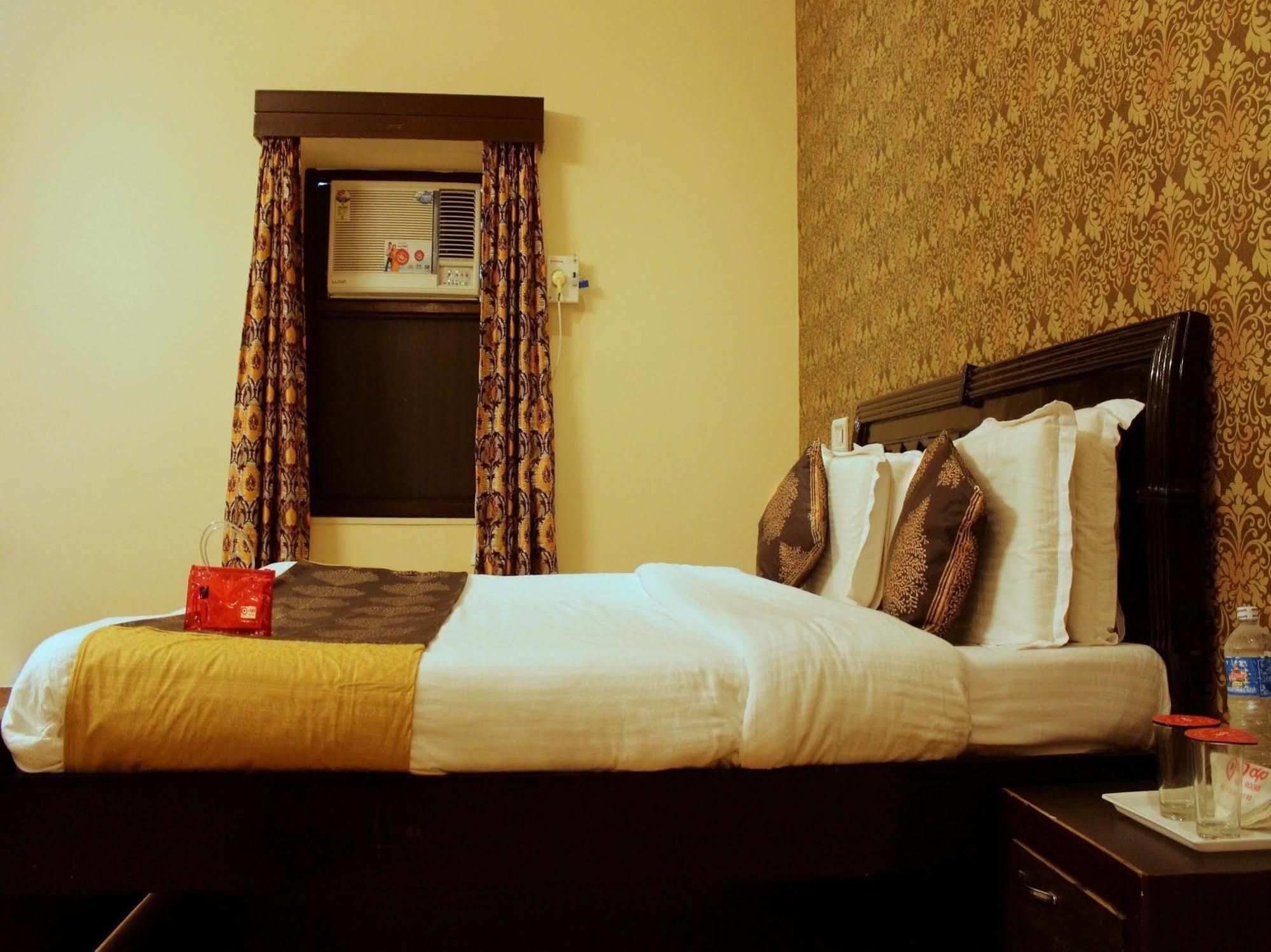 Hotel Collection O Royal Icon à Udaipur Extérieur photo